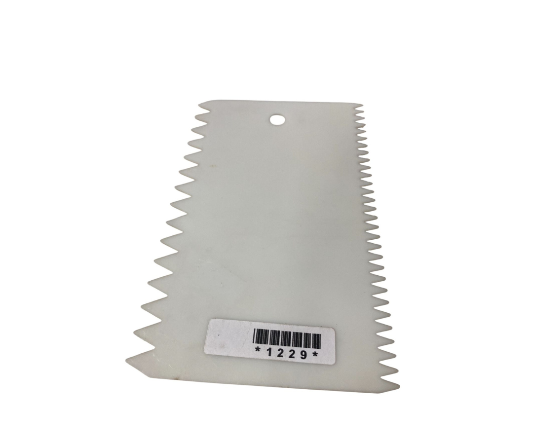 Peine de Plástico Rectangular para Repostería | 9 x 15 cm – Práctico y Creativo