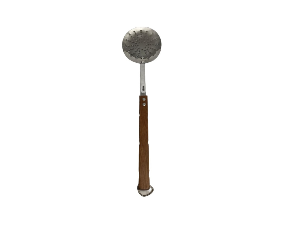 Espumadera Inoxidable Grande de Taller con Mango de Madera | 62.5 cm largo, Ø17 cm, 276 g – Robusta y Profesional