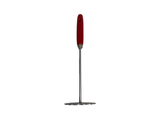 Machacador Cromado Rojo con Perforaciones | 17 cm, 92 g – Resistente y Eficiente