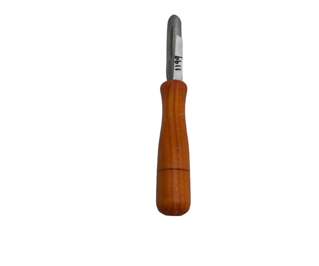 Pelador Económico con Mango de Madera | 17 cm, 20 g – Preciso y Natural